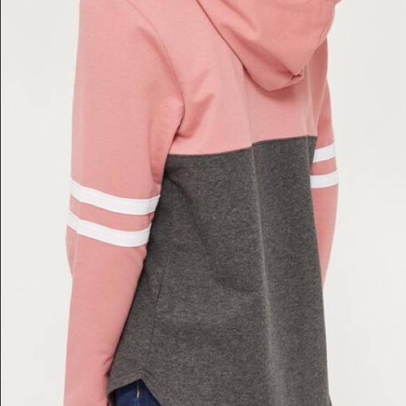 Chandail molletonné manches longues avec capuchon - Picture 2 of 2